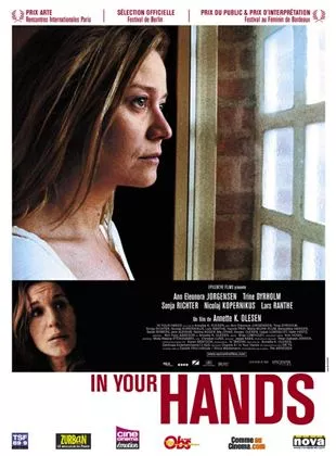 Affiche du film In your hands