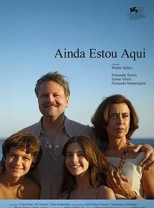 Affiche du film Je suis toujours là