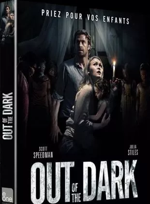 Affiche du film Out of the Dark