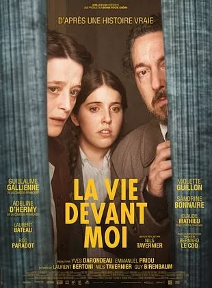 Affiche du film La Vie devant moi