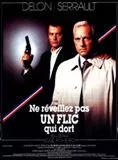 Affiche du film Ne réveillez pas un flic qui dort