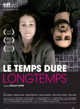 Affiche du film Le Temps dure longtemps